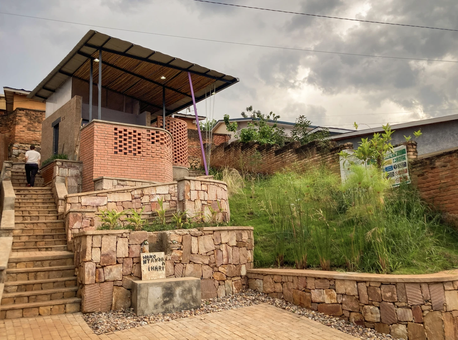 UFI KIGALI kiosque à eau